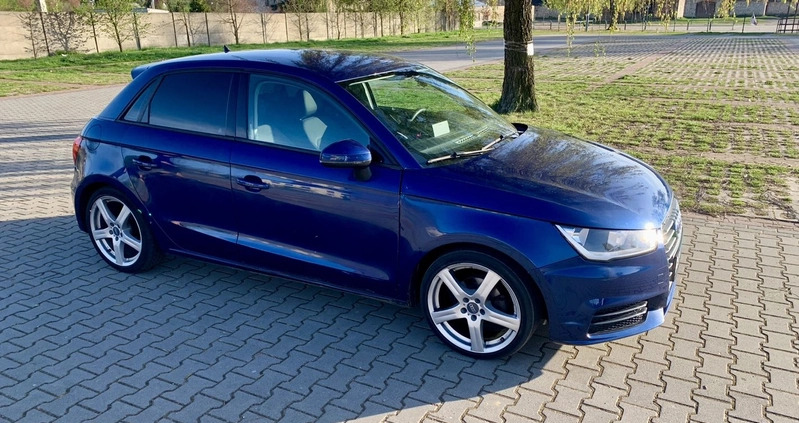Audi A1 cena 38900 przebieg: 131000, rok produkcji 2016 z Koziegłowy małe 37